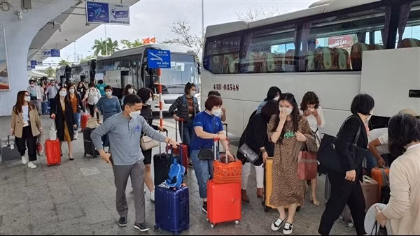 Chấn chỉnh hoạt động vận tải, taxi, grab ngăn chặn chèo kéo, chặt chém du khách