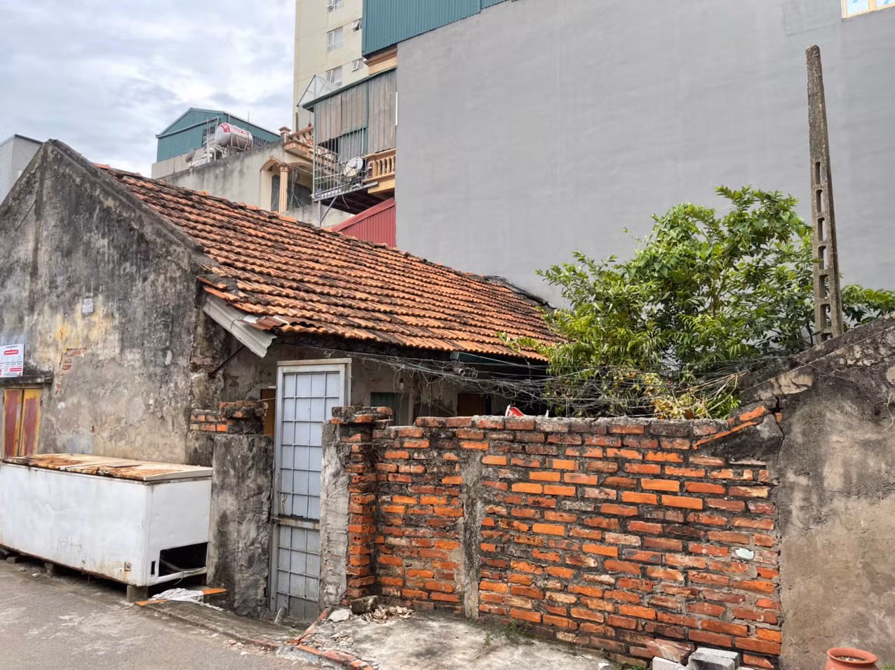 Hàng trăm hộ dân “sống mòn” cạnh dự án treo -0