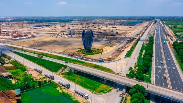 Sôi động “cuộc đua” sở hữu hàng hiệu Vinhomes Ocean Park 2 – The Empire