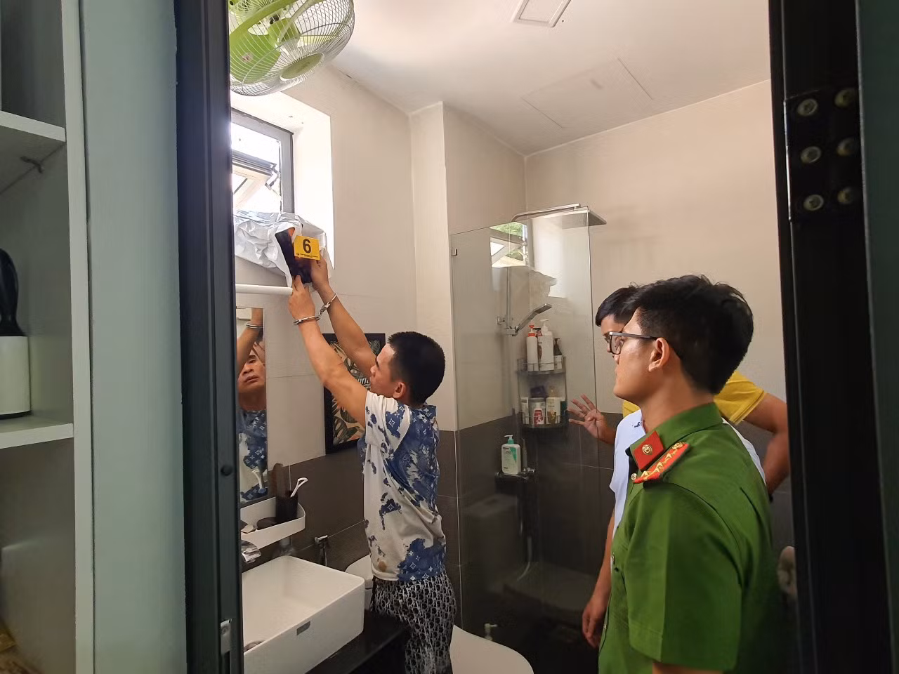 Siêu trộm và hành trình truy tìm túi tiền 1,7 tỷ đồng -0