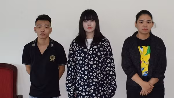 Nhóm đối tượng mua bán trái phép thông tin gần 120 tài khoản ngân hàng