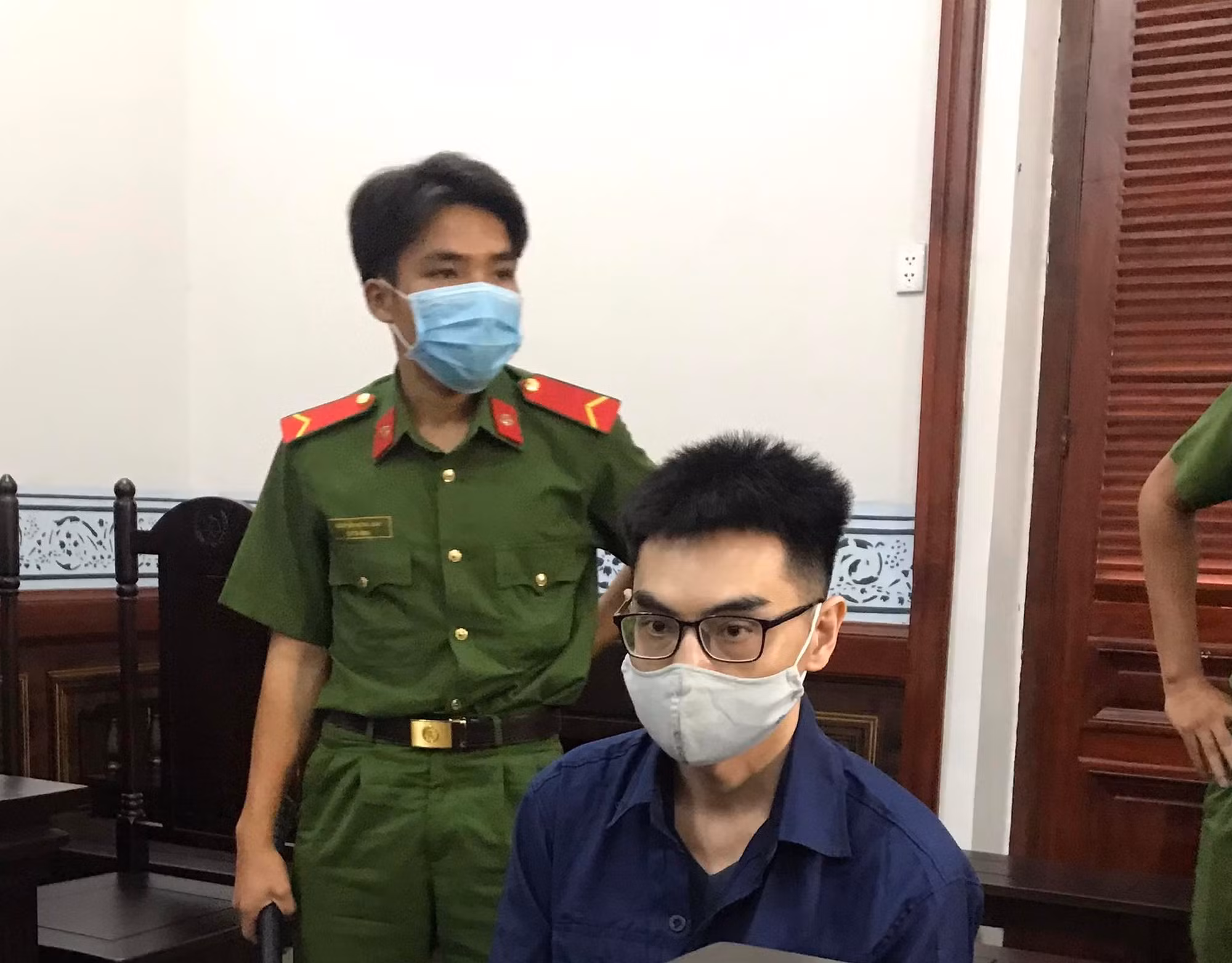 Cựu nhân viên chiếm đoạt hàng tỷ đồng của Ngân hàng Citibank -0