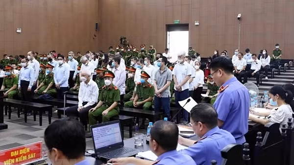 Tranh luận về giá trị khu đất “vàng” trong vụ án cựu Bí thư Tỉnh uỷ Bình Dương