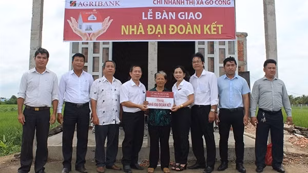 Bình yên bên những mái nhà do Agribank Tiền Giang hỗ trợ