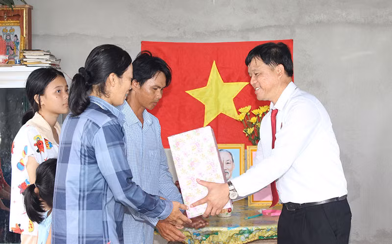 Bình yên bên những mái nhà do Agribank Tiền Giang hỗ trợ -0