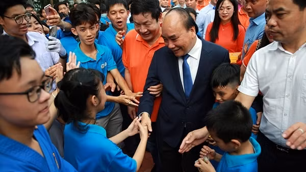 Chủ tịch nước Nguyễn Xuân Phúc dự Ngày hội tới trường Hope School