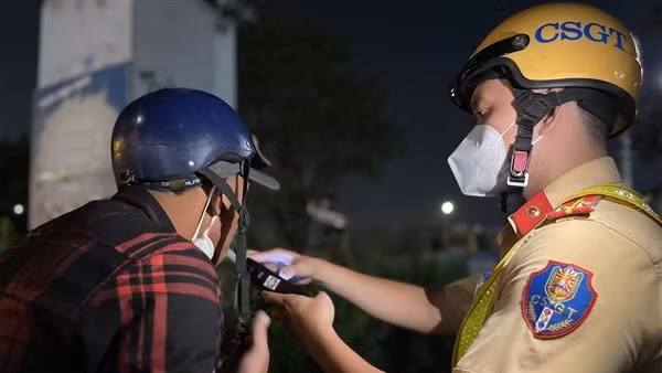 Kiên quyết xử lý "ma men" cầm lái
