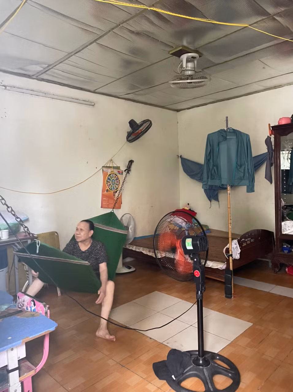 Hàng trăm hộ dân “sống mòn” cạnh dự án treo -0