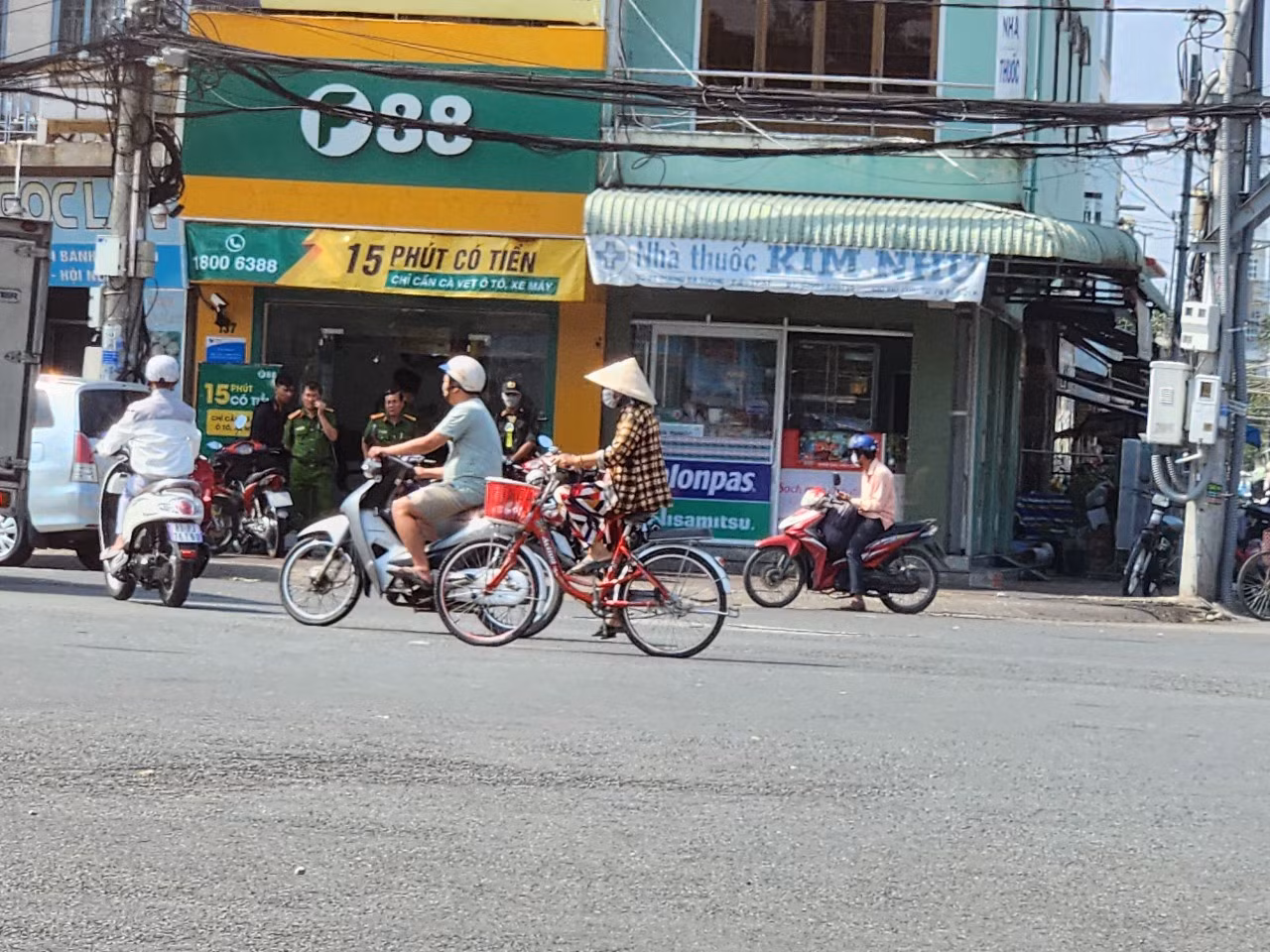Công an kiểm tra 11 chi nhánh F88 tại tỉnh Sóc Trăng -0