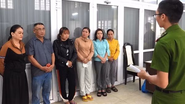 Người phụ nữ cầm đầu đường dây đánh đề 60 tỷ đồng