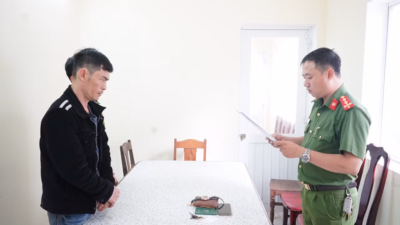 Bán nhà của người khác, chồng tiếp bước vợ vào tù -0
