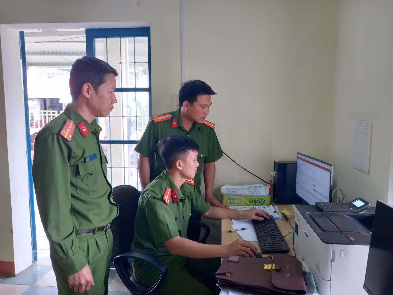 Công an xã Xuân Quang 3 - điển hình học tập và làm theo lời Bác dạy -0