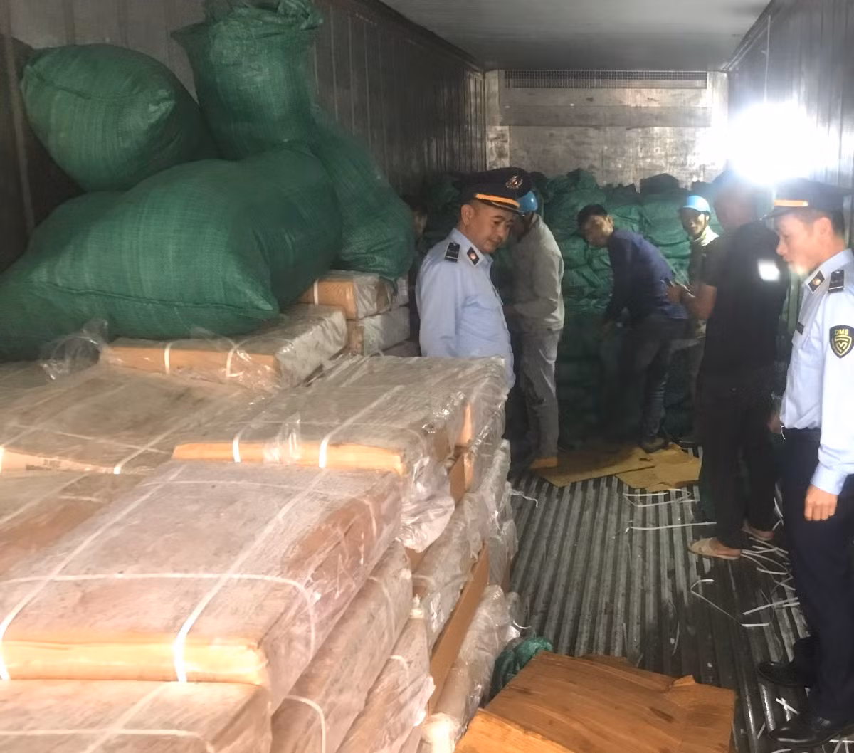 Ngăn chặn gần 10 tấn thịt trâu 