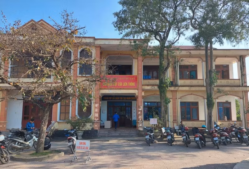 Giám đốc văn phòng đăng ký đất đai “bay chức” vì đất -0