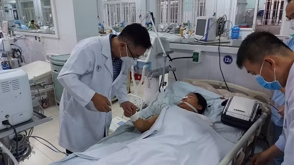 Lại ngộ độc do ăn cá chép ủ chua, 1 người tử vong, 9 người nguy cấp