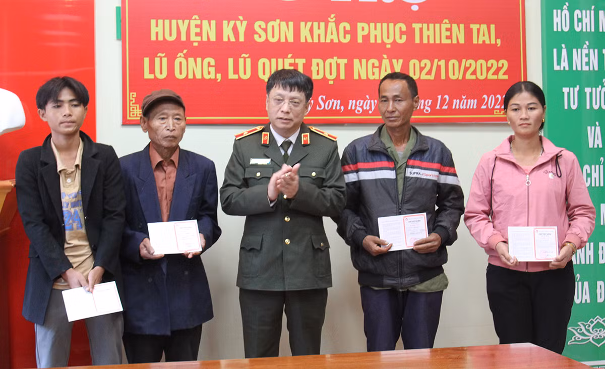Tháo gỡ khó khăn, vận động hỗ trợ xây dựng khoảng 5.000 căn nhà tặng hộ nghèo -0