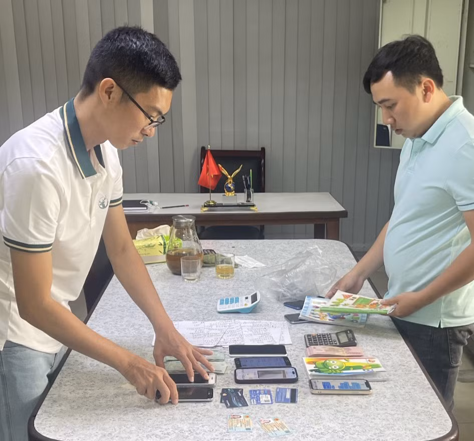 Triệt phá đường dây đánh đề hơn 60 tỷ đồng do một phụ nữ cầm đầu -0