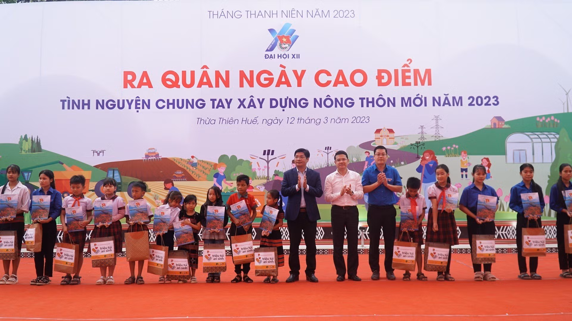 Phát huy tinh thần tuổi trẻ xung kích, chung tay xây dựng nông thôn mới -0
