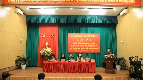 Tổ chức hội thảo khoa học về Đại tướng Chu Huy Mân