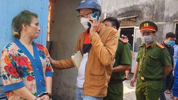 Hơn 70 Cảnh sát đột kích “cứ điểm” ma túy của mẹ con Phúc "lì"