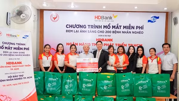 HDBank mang ánh sáng đến cho hàng trăm người