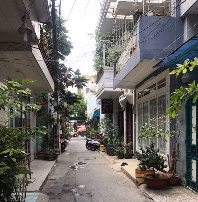 Ba cán bộ “xộ khám” vì sai phạm trong cấp “sổ đỏ” nhà đất công cho tư nhân -0