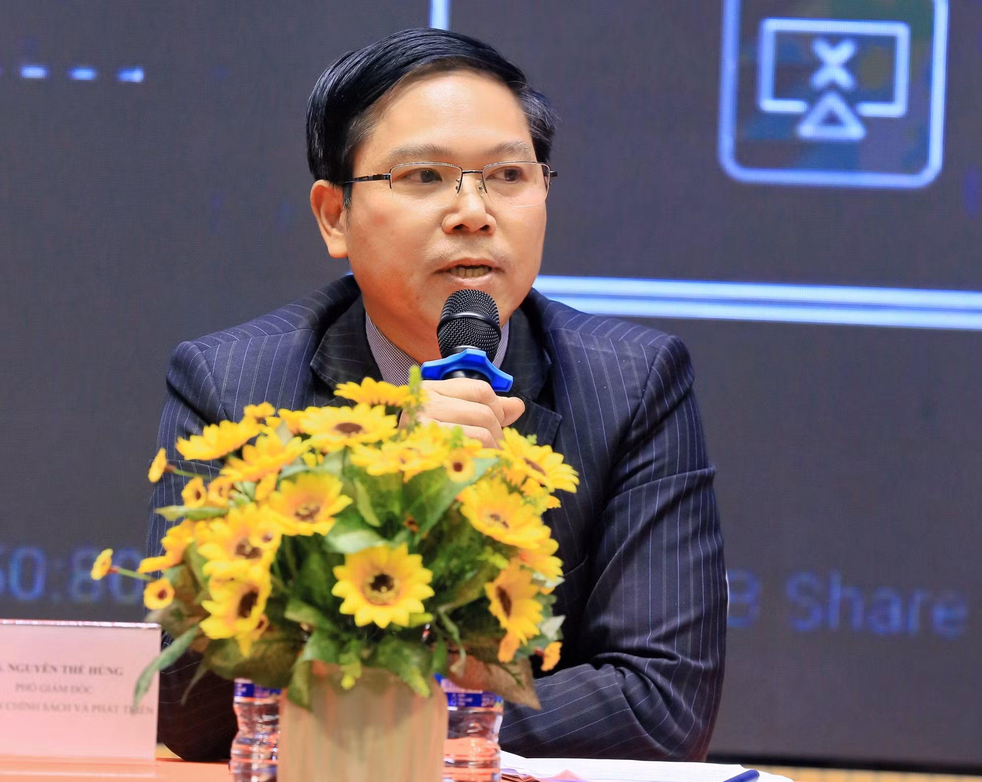 Cần nâng cao nhận thức về an ninh quốc phòng cho sinh viên Việt Nam -0
