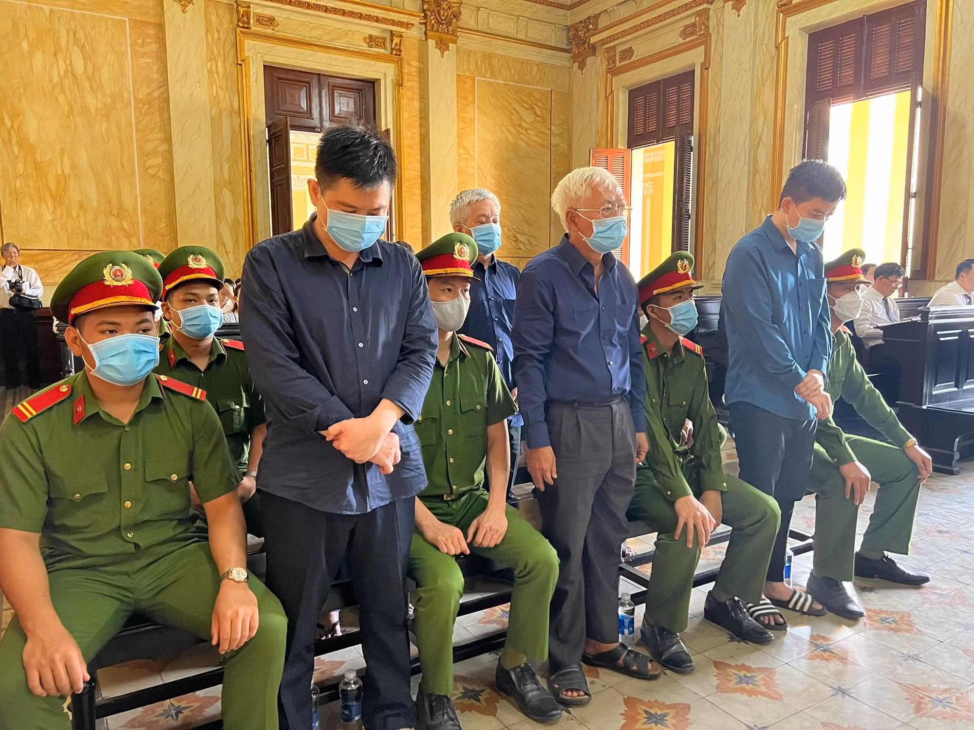 Cựu Tổng giám đốc Ngân hàng DAB Trần Phương Bình lần thứ 4 lãnh án -1
