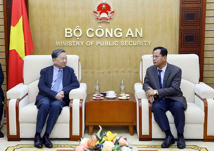 Lực lượng An ninh Việt Nam - Lào sẽ hoàn thành xuất sắc các nhiệm vụ được giao phó -0
