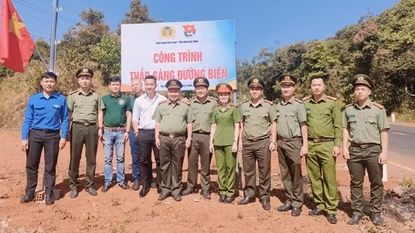 Tuổi trẻ Công an TP Hồ Chí Minh và hành trình “Tháng 3 biên giới…”