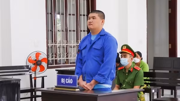 Lãnh án 20 năm tù vì mua bán trái phép chất ma túy