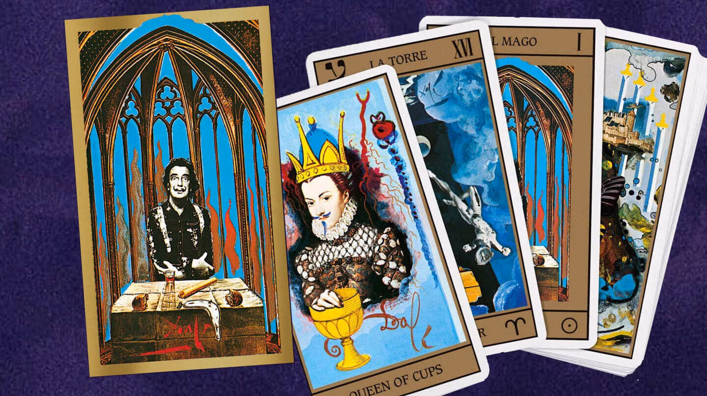 Tarot và bản chất của chuyện kể -0