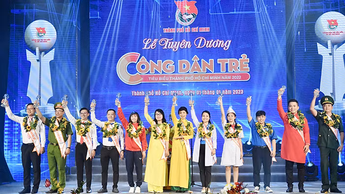 Nữ bác sĩ trẻ với khát vọng phục vụ cộng đồng -0