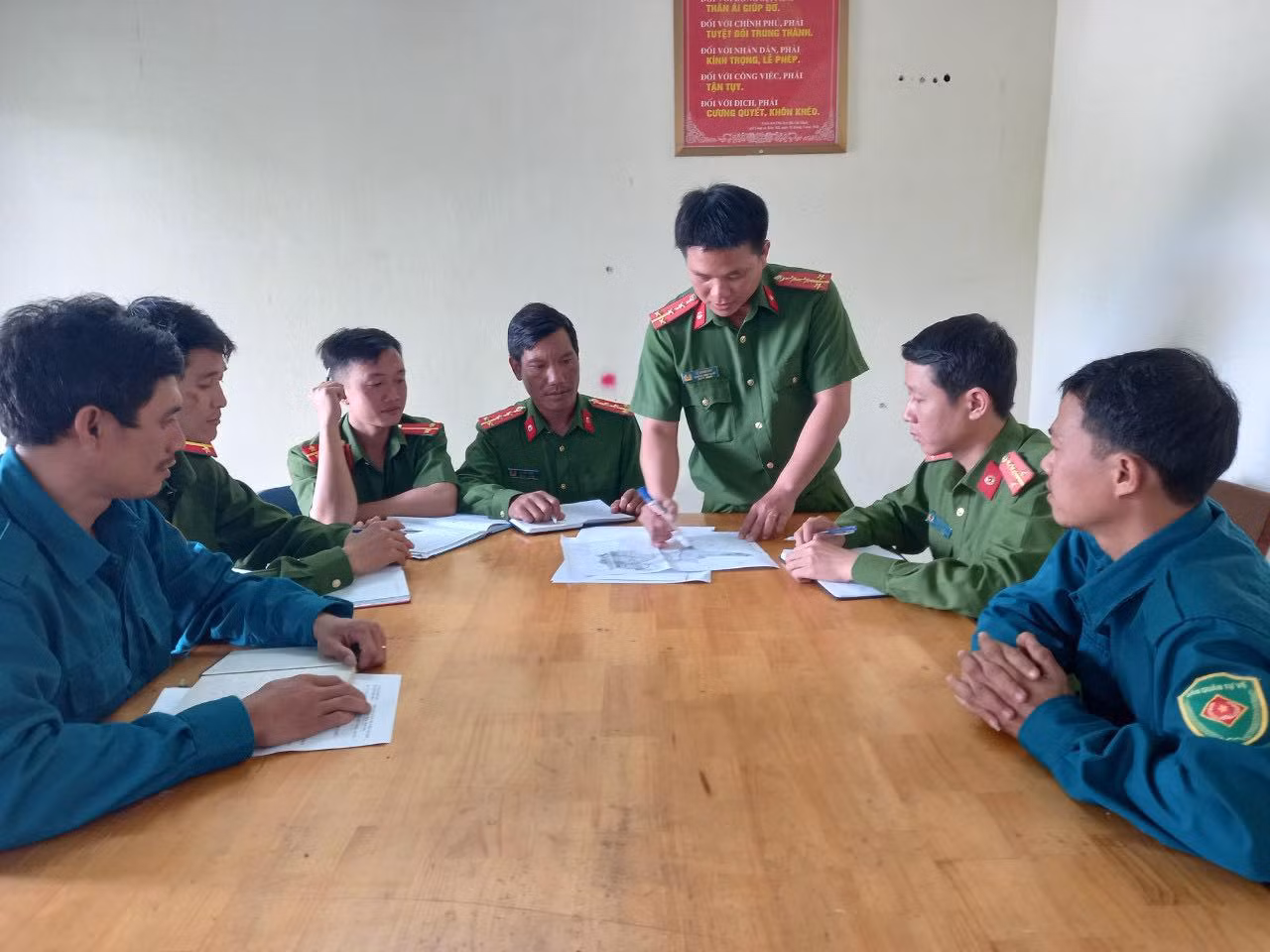 Công an xã Xuân Quang 3 - điển hình học tập và làm theo lời Bác dạy -0