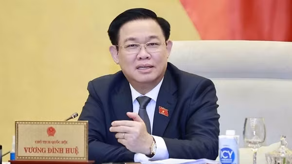 Ủy ban Thường vụ Quốc hội cho ý kiến đối với dự án Luật sửa đổi, bổ sung một số điều của Luật CAND