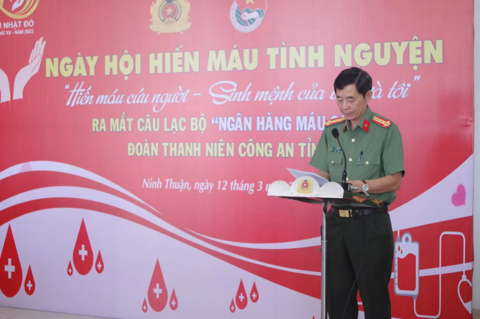 Hơn 150 cán bộ - chiến sĩ Công an tỉnh Ninh Thuận hiến máu tình nguyện -0