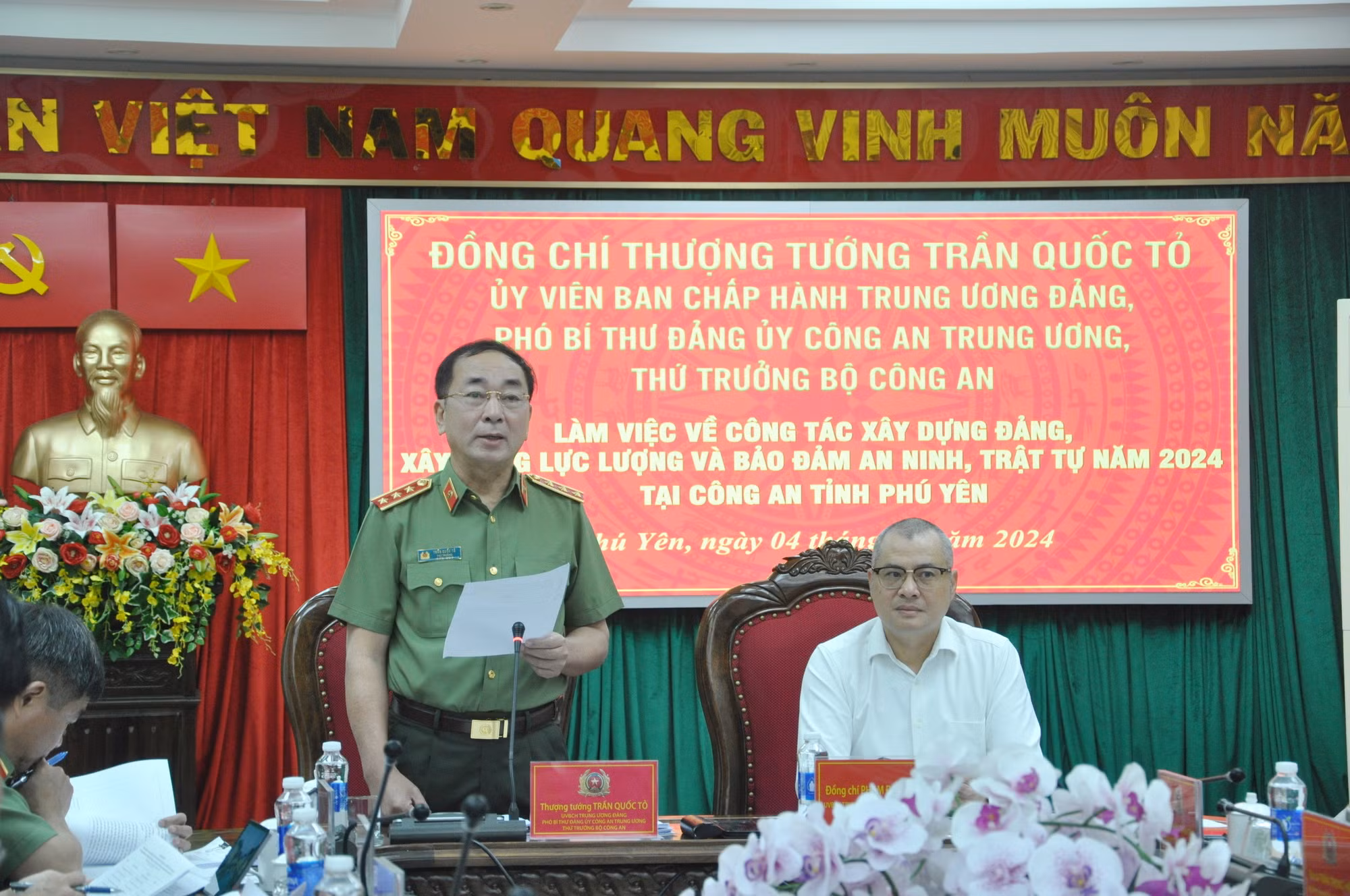 Thứ trưởng Trần Quốc Tỏ làm việc với Công an tỉnh Phú Yên -0