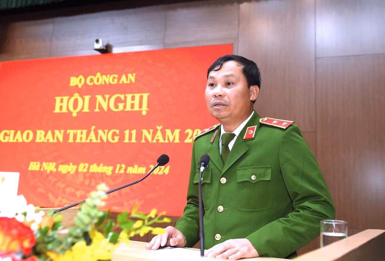 Phấn đấu 