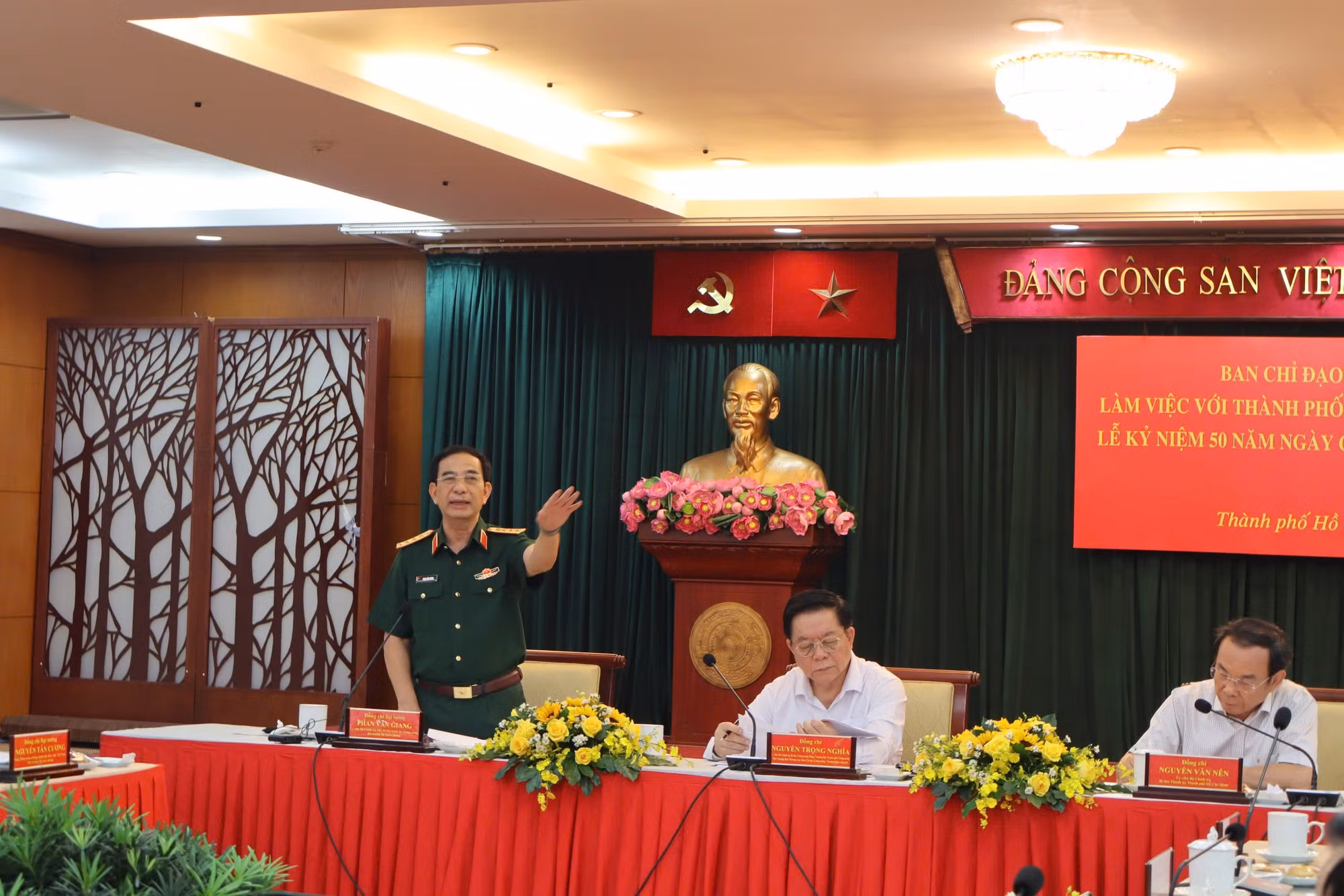 Tập trung tổ chức thành công sự kiện Kỷ niệm 50 năm Giải phóng miền Nam, thống nhất đất nước -0