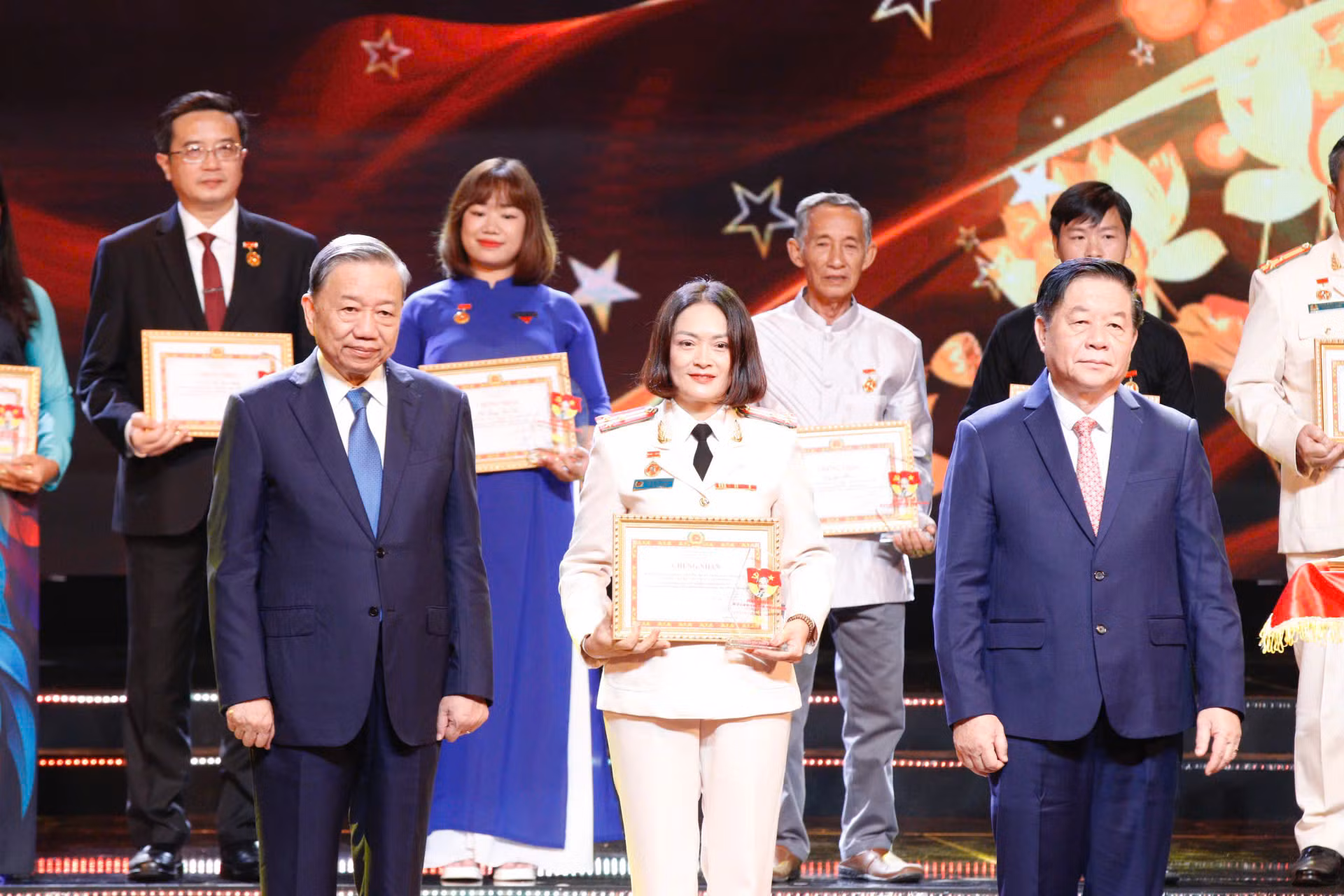 Xứng đáng là “lá chắn thép” nơi cửa ngõ Tây Bắc -0