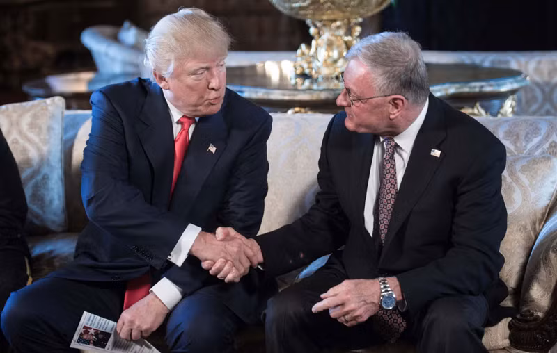 tân tổng thống donald trump giao cho tướng kellogg một nhiệm vụ khó khăn .png -0