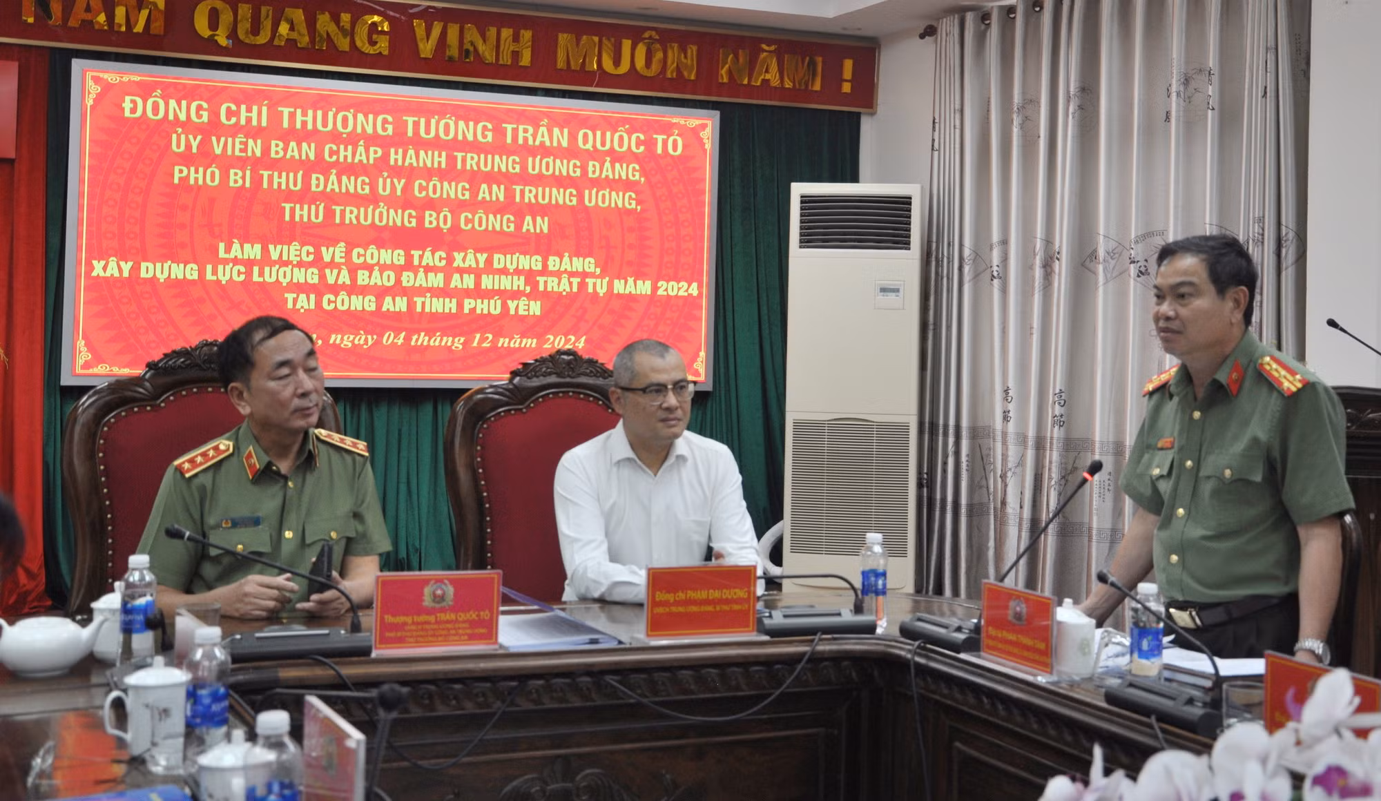 Thứ trưởng Trần Quốc Tỏ làm việc với Công an tỉnh Phú Yên -0