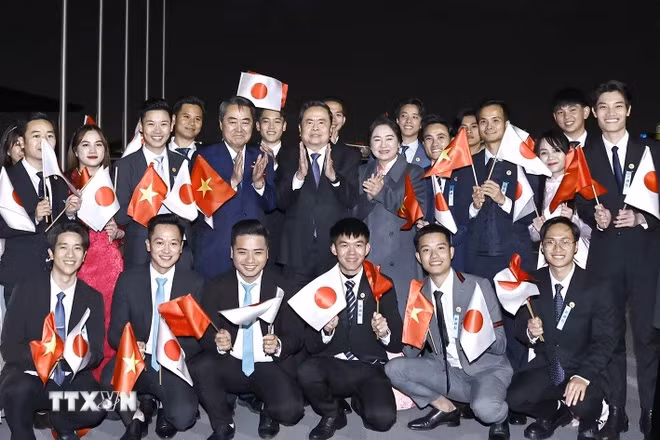 Chủ tịch Quốc hội Trần Thanh Mẫn và Phu nhân bắt đầu thăm chính thức Nhật Bản -0