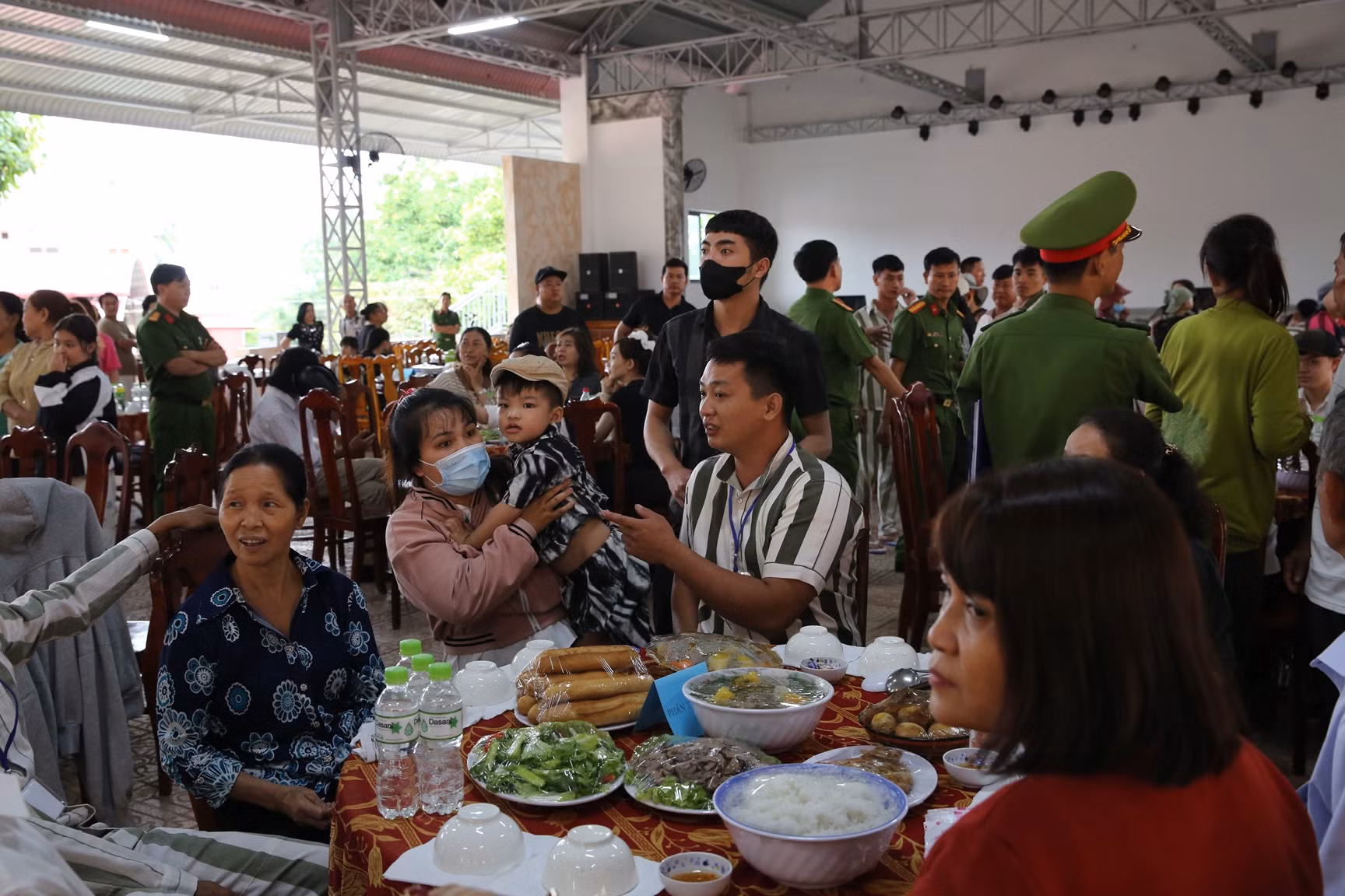 Hội nghị gia đình phạm nhân năm 2024 ấm áp, đầy cảm xúc tại Trại giam Xuân Lộc -0