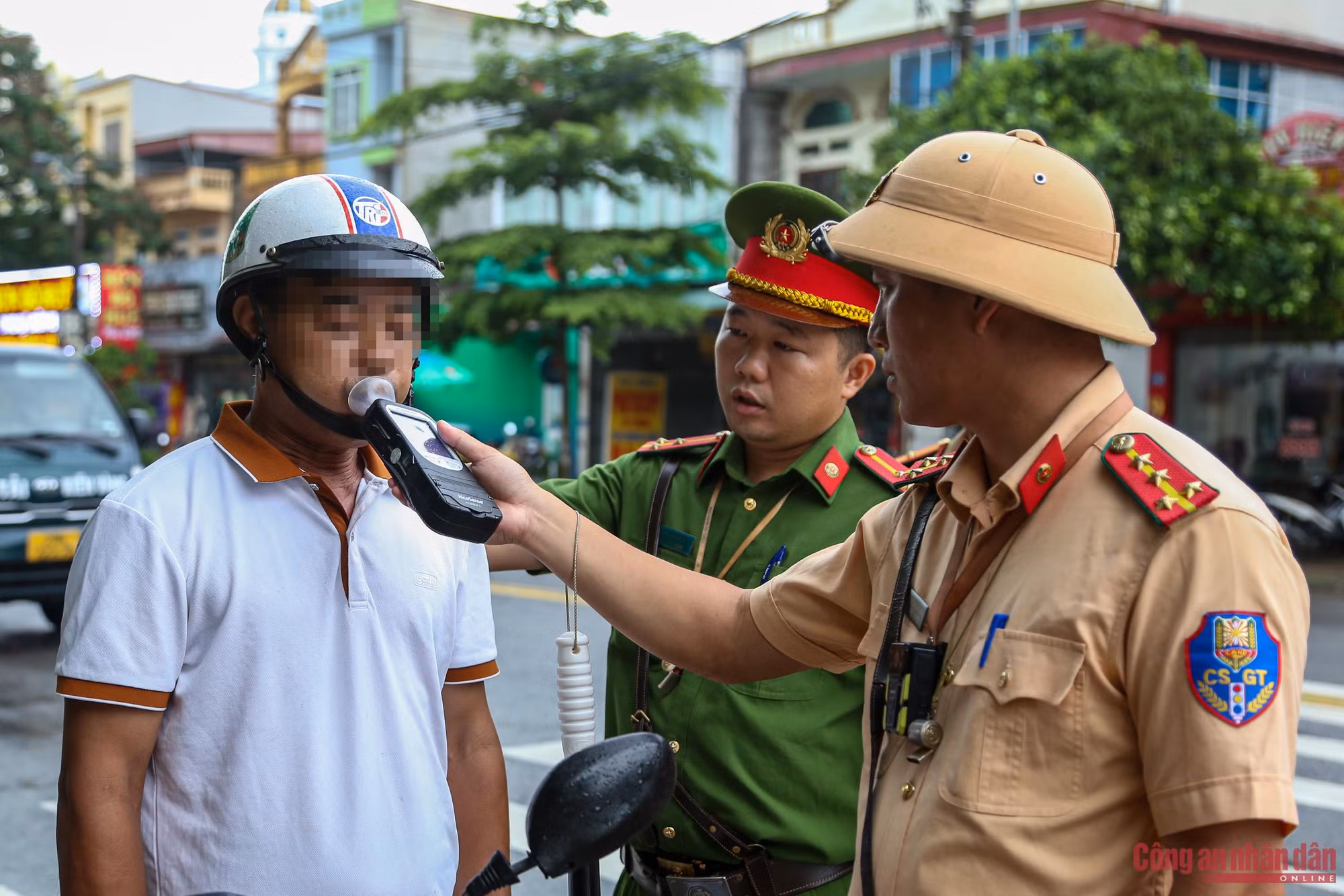 Điểm tên 10 phường, xã có nhiều người vi phạm giao thông nhất cả nước -0