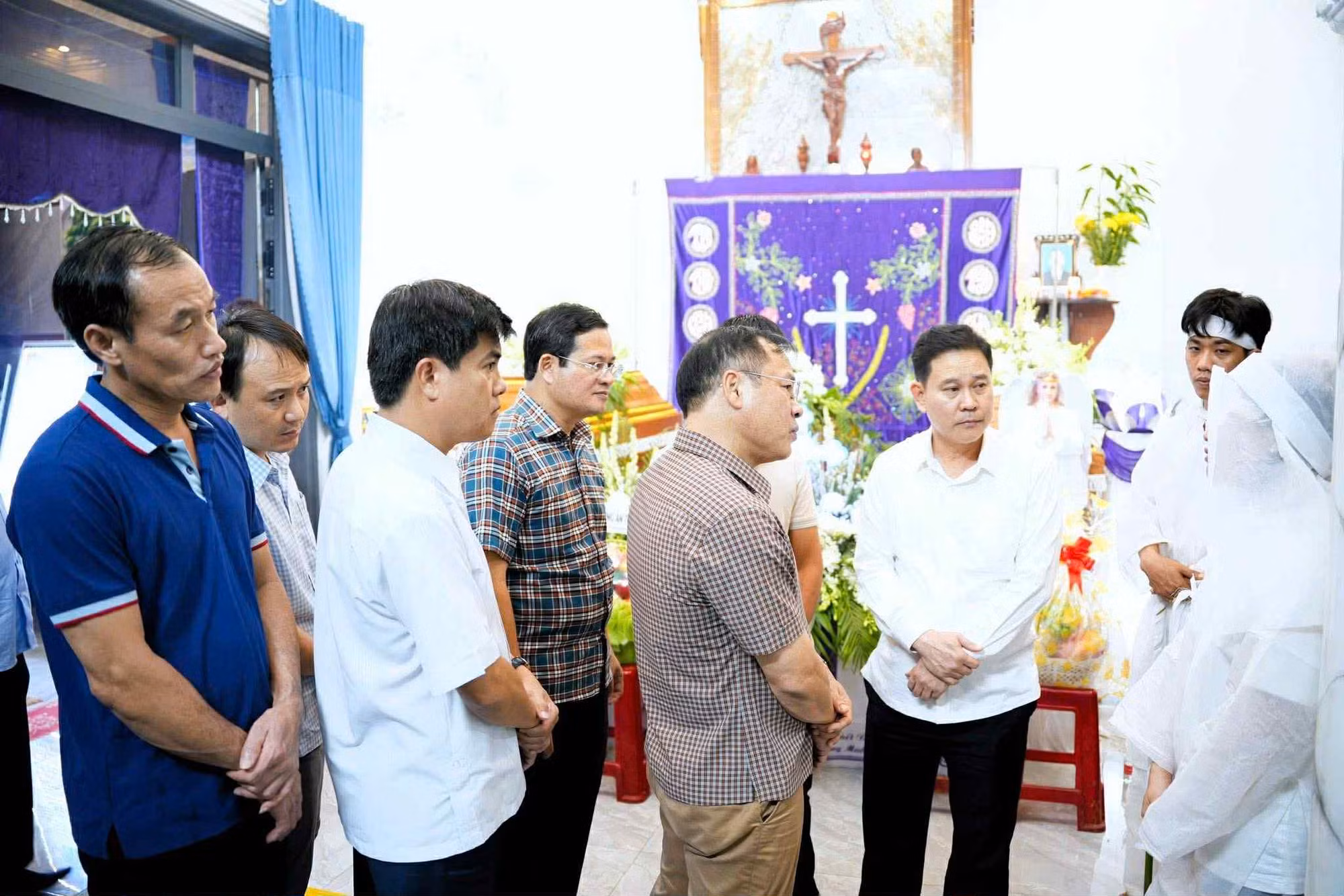 Huy động 500 cán bộ, chiến sĩ Công an truy bắt đối tượng sát hại 3 người -0