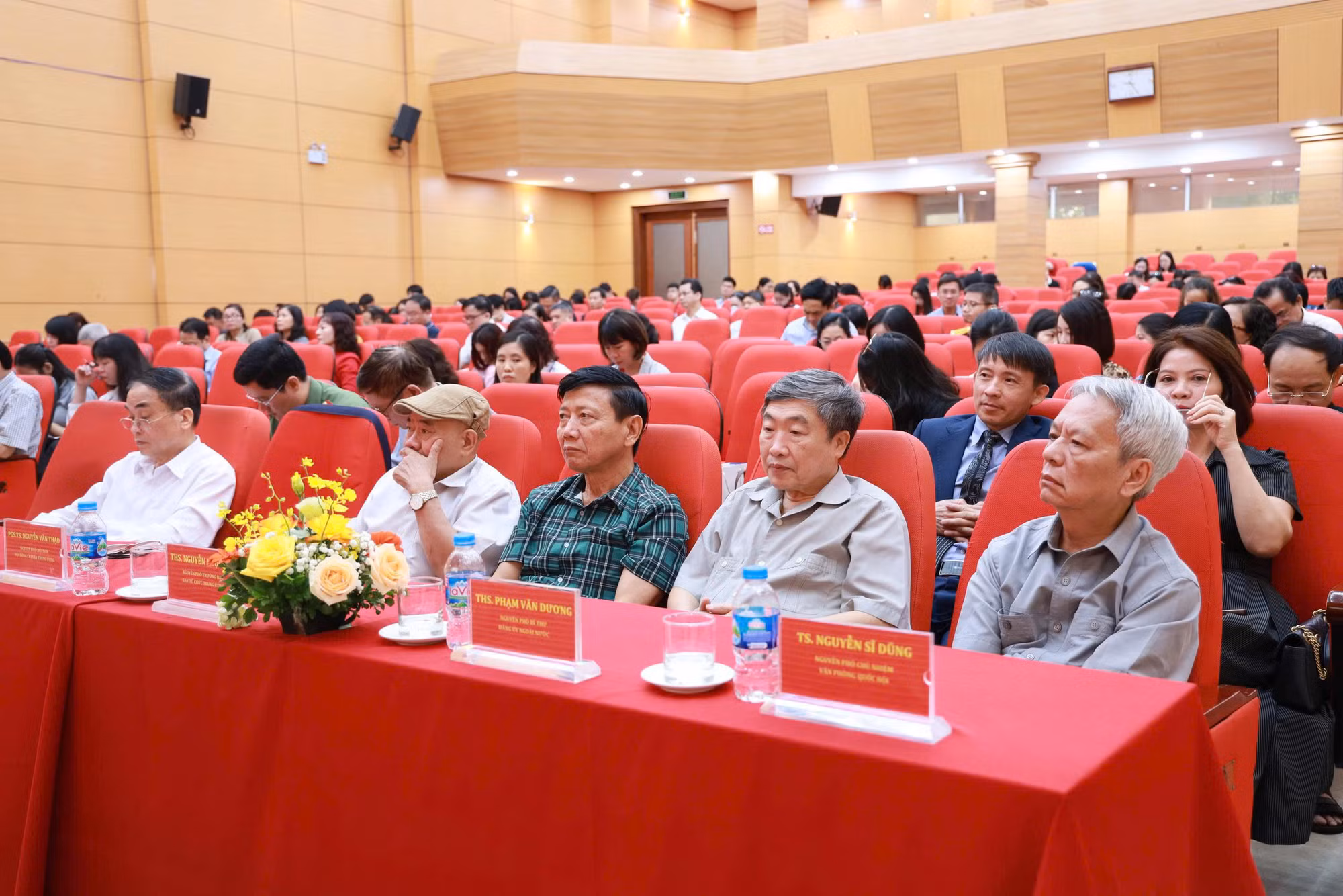 Làm rõ những vấn đề cốt lõi trong phát triển nhân lực thời kỳ mới -0