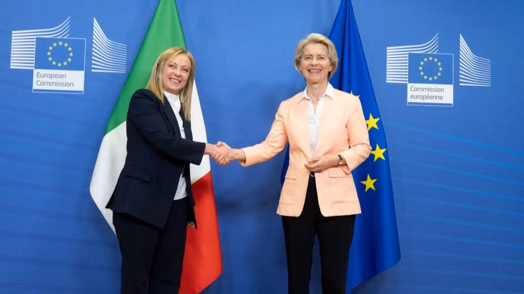Italy thay đổi chính trị châu Âu -1