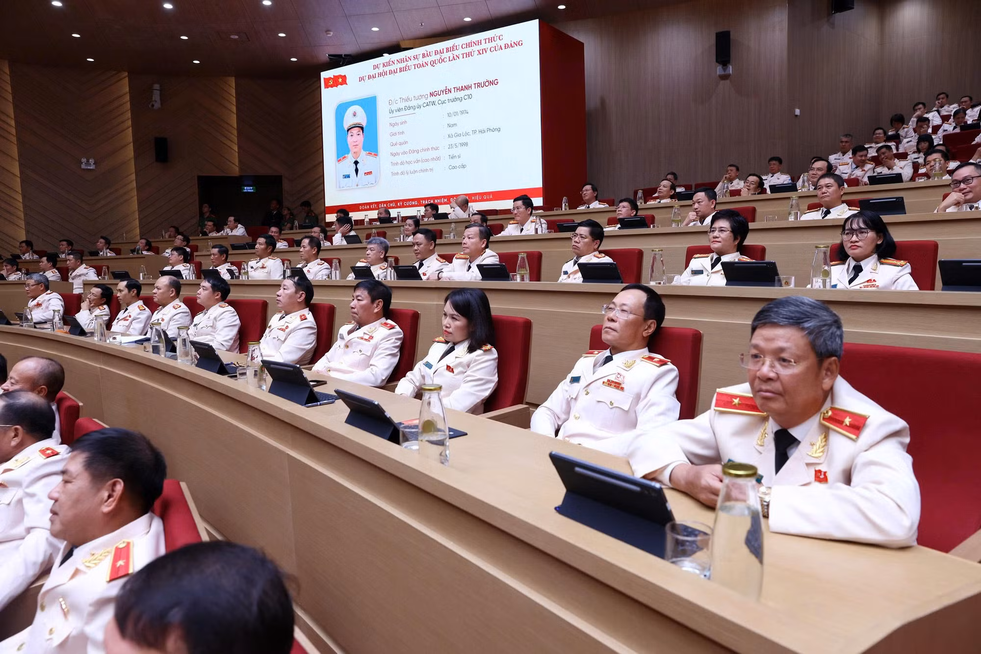 Bế mạc Đại hội đại biểu Đảng bộ Công an Trung ương lần thứ VIII -2