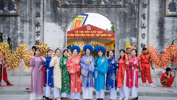 Lễ hội mùa thu Côn Sơn – Kiếp Bạc: Điểm nhấn mở không gian phát triển văn hóa, du lịch Hải Phòng